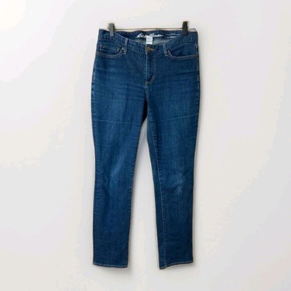 Eddie Bauer Jeans Women's 8 Blue Denim Curvy Straight Leg Casual Grunge - Picture 1 of 12